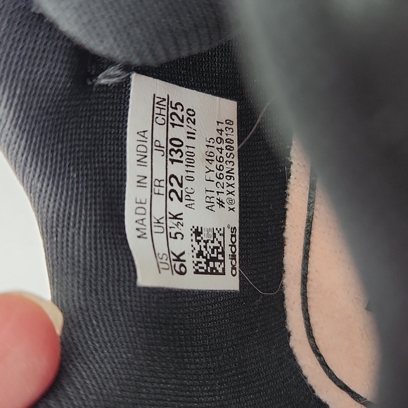 Adidias Originals Multix Td Sneakers - Picture 7 of 8